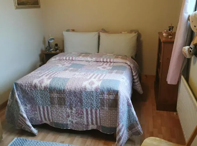 Catherine's Lair A Quiet Peaceful * Westport