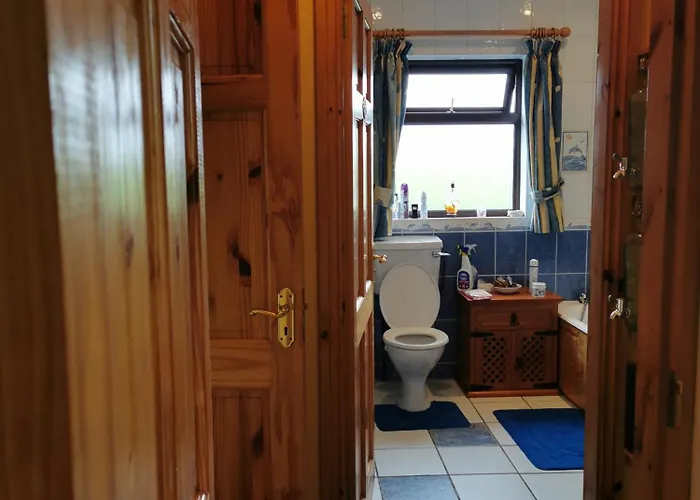 Catherine's Lair A Quiet Peaceful Westport