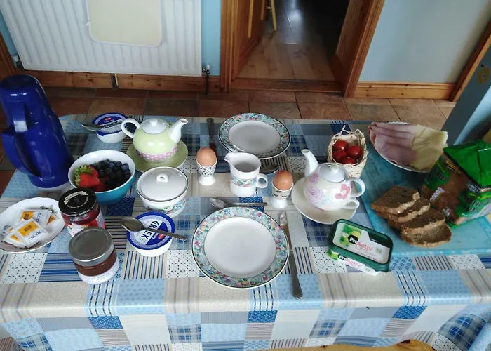 Catherine's Lair A Quiet Peaceful * Westport