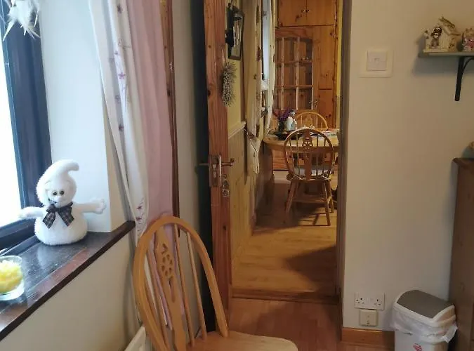 Homestay Catherine's Lair A Quiet Peaceful Westport